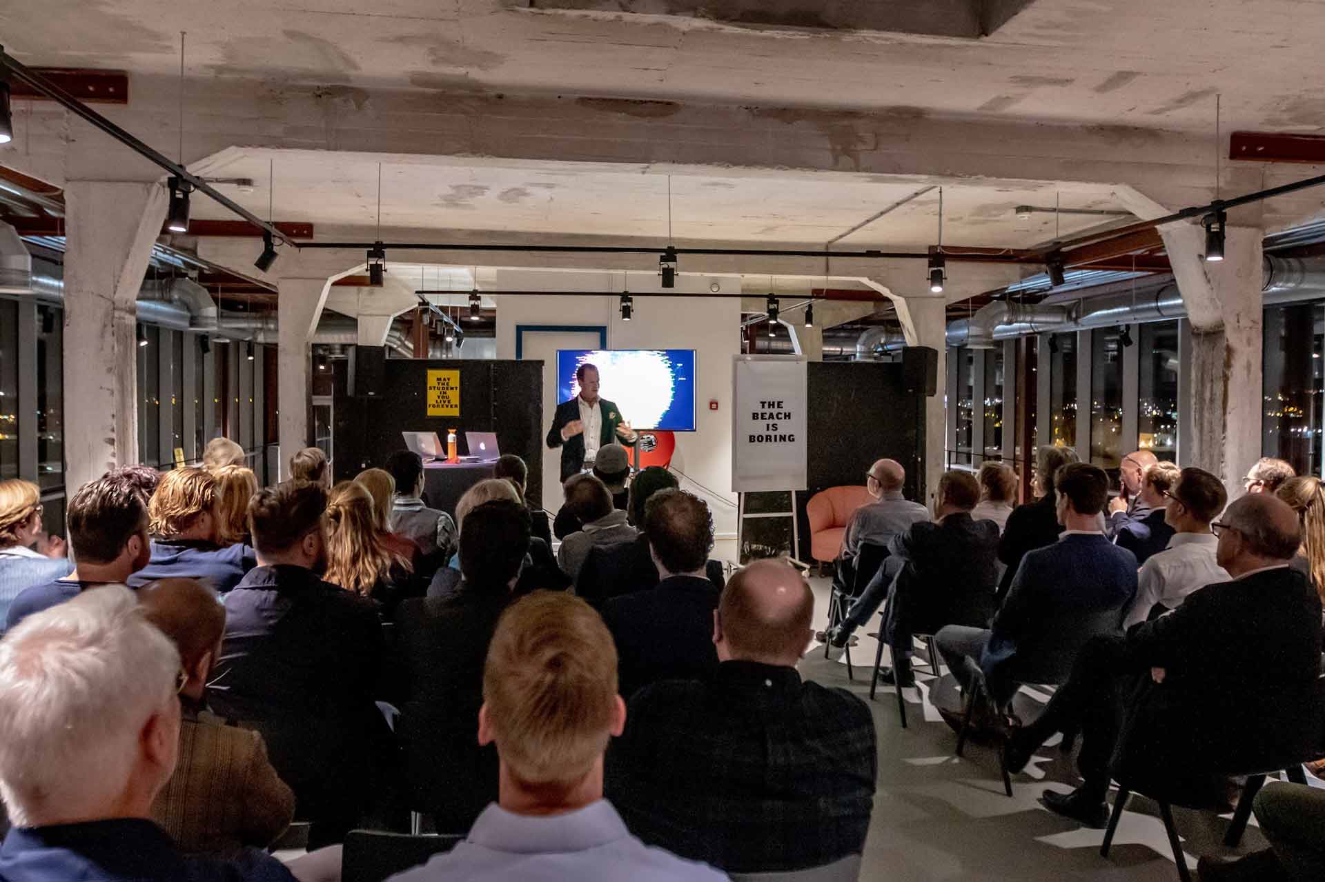 AI presentatie, Pitchen, TED-sprekers, Masterclass presenteren in TED-stijl